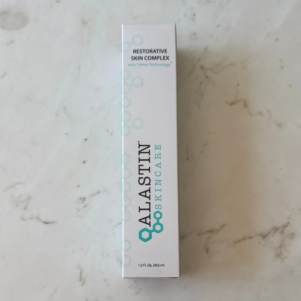 Alastin Skincare Restorative Skin Complex - White